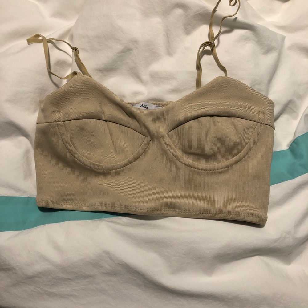 Adika Crop top
